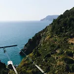 Punto Zero Pensión Corniglia